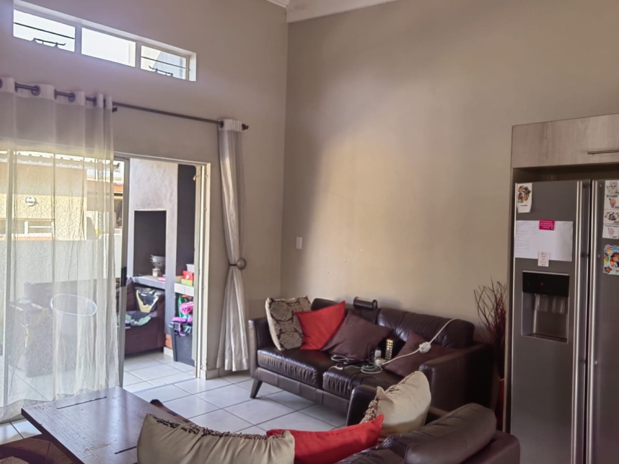 3 Bedroom Property for Sale in Rustenburg Central North West